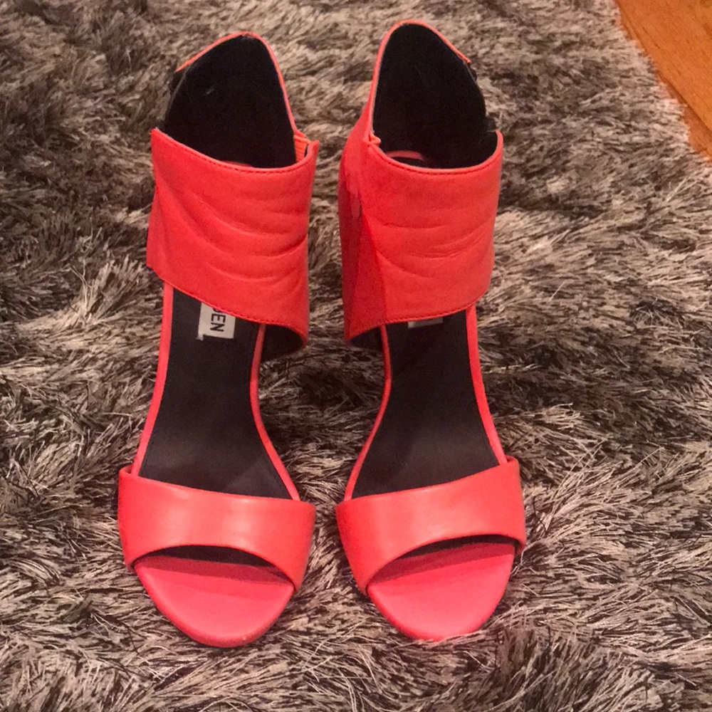 Steve Madden heels
